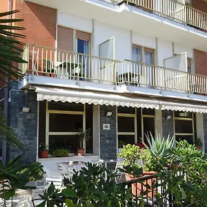Ambassador Hotel Laigueglia